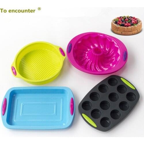 To encounter 1 set silicone chiffon cake molds Tiramisu mold Muffin Cupcake mold Round cake mold Baking and Pastry 4 in Package