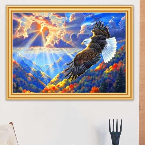 Diamond Mosaic 5D Diamond Painting Full Square Flying Eagle Cross stitch Kit Diamond Embroidery Picture of Rhinestone Decor Gift