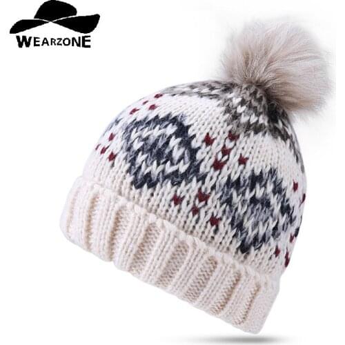 2017 Womans Hats Winter Faux Fur Ball cap pom poms kintting Thick Skullies Beanies warm gorros de lana mujer Caps female hat