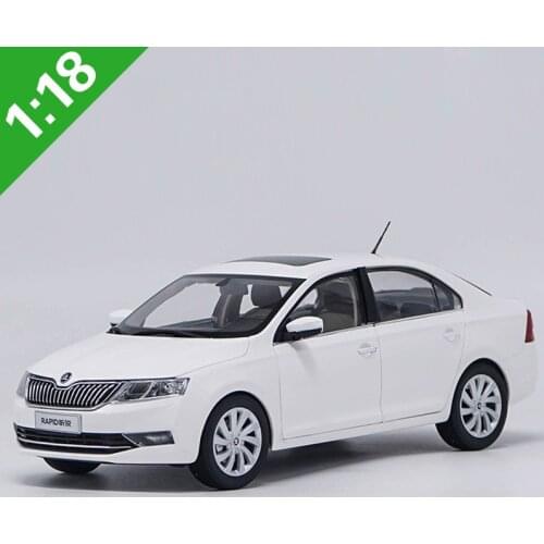 1:18 High Meticulous Skoda Rapid 2018 Alloy Model Car Static Metal Model Vehicles With Original Box