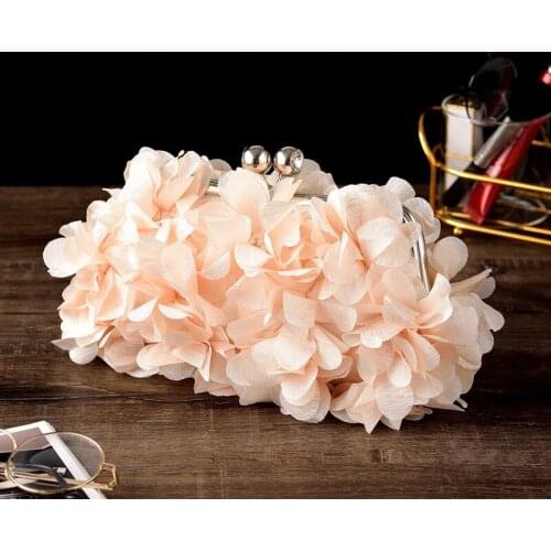 HLGUCC Women's Clutches On A Chain