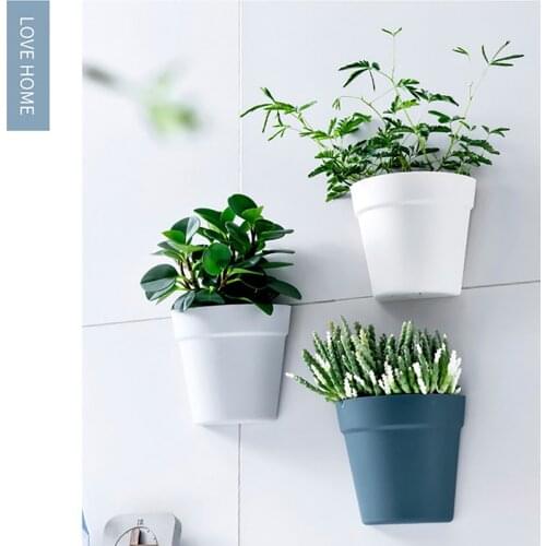 Hot sell wall Flower Pots Indoor And Outdoor Balcony Wall-Mounted Plastic Garden Flower Pots decor Planter flower garden pots