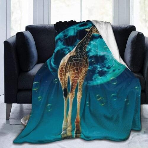 Delerain Giraffe Soft Throw Blanket 40"x50" Lightweight Flannel Fleece Blanket for Couch Bed Sofa Travelling Camping