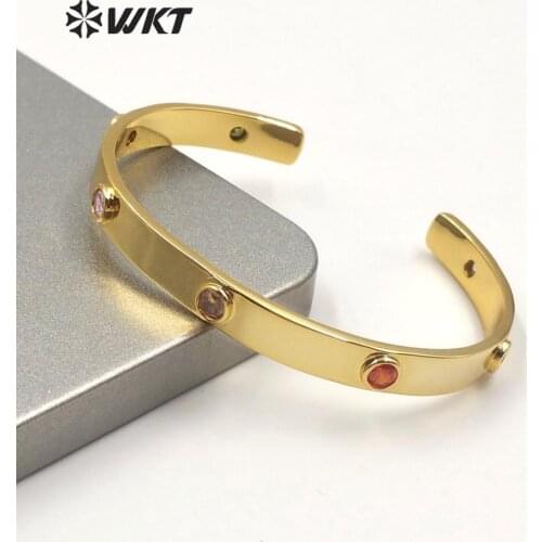 WT-MB117 Wholesale gold electroplated brass cuff bangle micropave CZ stone gold bangle amazing trendy fashion women bangle