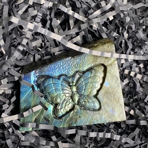 Natural moonlight pull feldspar hand-carved butterfly ornaments degaussing feng shui home decoration