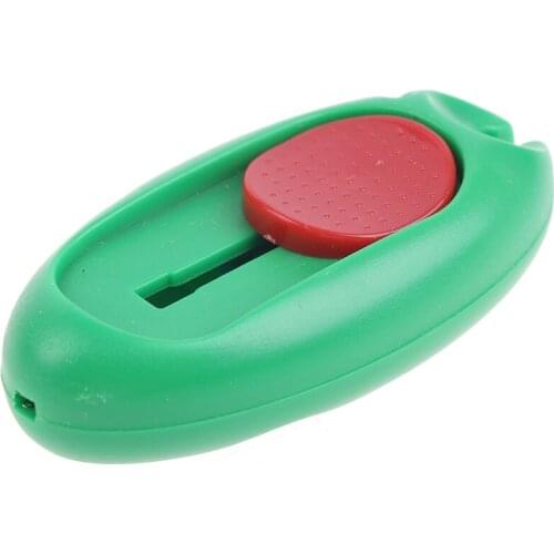 1pc Random Color Needle Threader With Thread Cutter For Needlework Accessories