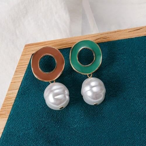 New Simple Korean Plain Pearl Hoop Earrings For Women Statement Unique Gold Metal Big earings 2021 Trend Fashion Brincos Jewelry