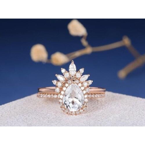 Pear Shaped Moissanite Engagement Ring Set18K Rose Gold Set 1.5ct Moissanite Cluster Ring Wedding Band Women Anniversary 2pcs