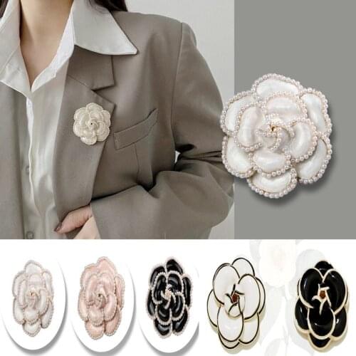 Vintage Pearl Camellia Brooches for Women Luxury Flower Brooch Pins Accessories for Jewelry Womens Brooches on Clothing