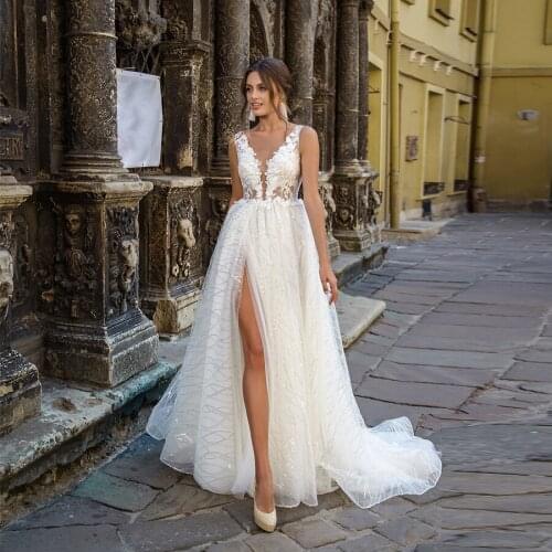 Sexy Shiny Illusion V-Neck Wedding Dress Split Side Custom Made with Appliques See Through Back Bridal Dress Vestido De Noiva