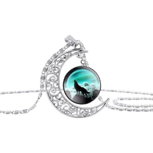 Caxybb Wolf Totem Necklace Moon Time Gem Pendant Fashionable and Elegant Gift for Friends Family