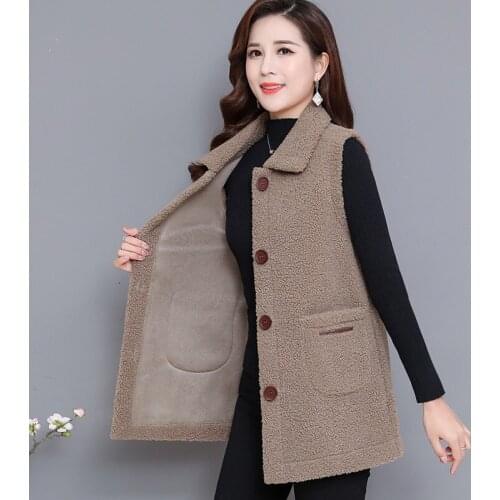 Lambswool Granule Velvet Vest Women Plus Size 2021 Spring Autumn Thick Warm Sleeveless Jacket Loose Waistcoat Ladies 5XL G1379