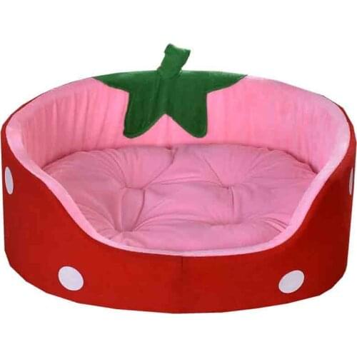 Dog Strawberry Shape Puppy Cat Fleece Warm Bed House Plush Cozy Nest Mat Pad Portable Cat Sleeping Nest Indoor Dog Soft Cushion