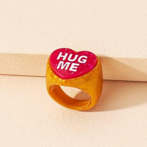New Simple Acrylic Resin Heart Ring Simple Creative Retro Letter Hug Heart Love Rings For Women Girls Fashion Jewelry Gift