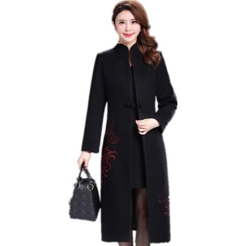 2020 European fashion Outerwear Women Woolen coat Middle age clothing Large size Autumn long coats Embroidery Woolen coats 1731