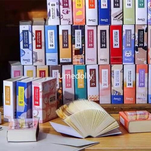 4PCS 1/6 Dollhouse Miniature Simulation Vintage / Cartoon Mini Books for Barbies Blyth Doll House Miniatures Decor Accessories