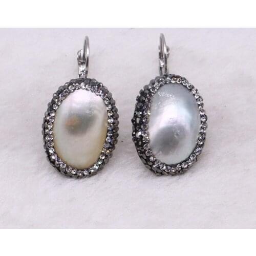 Wholesale smooth shell pearls earrings Pave rhinestone fashion earrings fashion white shell earrings gift to lady 3344