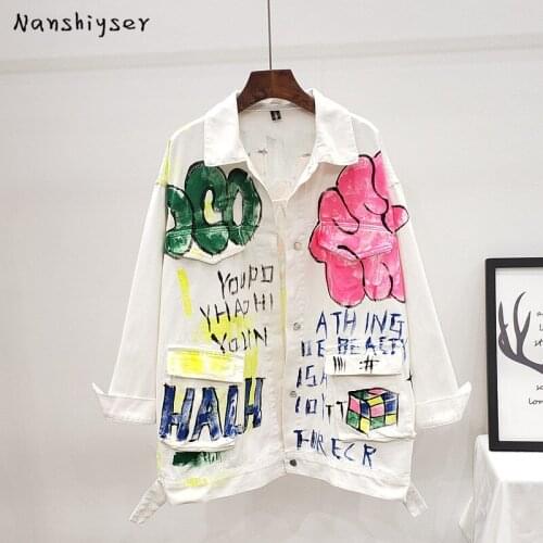 2021 Autumn Streetwear Women White Denim Jacket Fashion Graffiti Print Long Sleeve Jeans Jacket Female Loose Hip Hop Jeans Coat
