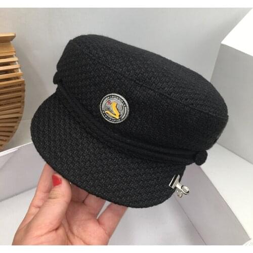 Military Small black navy air fragrance female fashion knitted joker hat ins the spring and autumn period and the newsboy cap