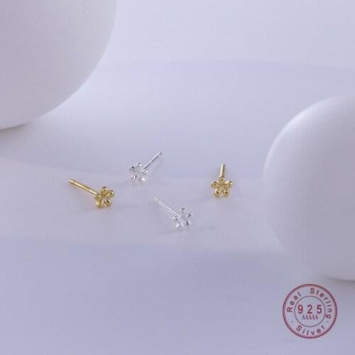 HI MAN 925 Sterling Silver Korean Small Flower Stud Earrings Women Exquisite Temperament Birthday Gift Jewelry