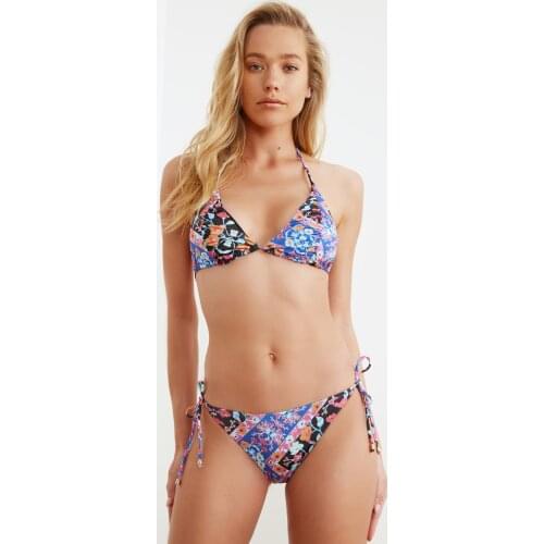 Trendyol Printed Bikini Bottom TBESS21BA0287