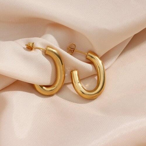 New Basic Stainless Steel 18K Gold PVD Plated Oval Shape Chunky Hoop Earring Woman Geometric Statement Earring