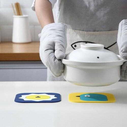 Hot Coaster Square Shape Silicone Cup Pad Slip Insulation Pad Cup Mat Pad Hot Drink Holder