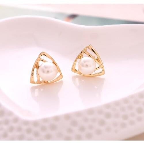 New Design geometry Clip on Earrings Without Piercing Fashion Simulated Pearl Ear Clip