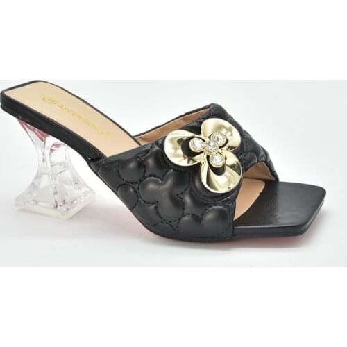 New Arrival High Heels Open Toe Sandals Designer Shoes Women Luxury 2020 Nigerian Women Wedding Shoes Decorated with Rhinestone