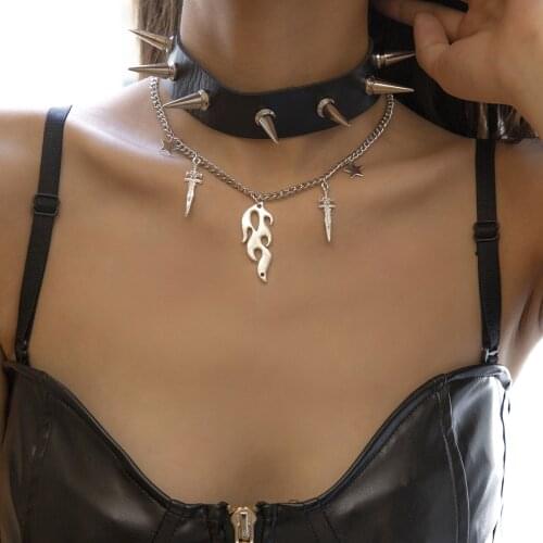 New Exaggerated Punk Style Flame Tag Rivet Necklace Women European and American Hip-hop Metal Alloy Black PU Chain Necklace 2021
