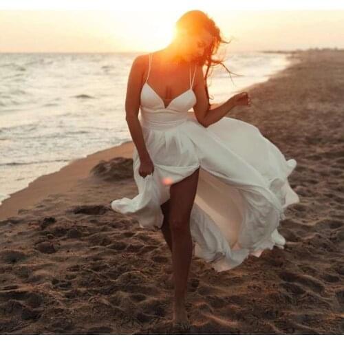 Sexy Beach Chiffon Wedding Dresses 2021 Spaghetti Straps Side Split Backless Short Bridal Dress Summer Boho Simple Robe Gowns