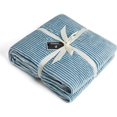 Coral Fleece Air Conditioning Blanket Simple Double-Sided Fleece