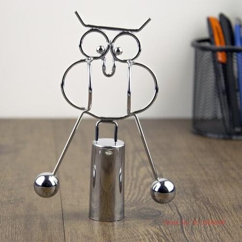Metal Crafts Ornaments Owl Tumbler Newtons Cradle Funny Toy Newton Pendulum Decompression Home Decoration Accessories Model