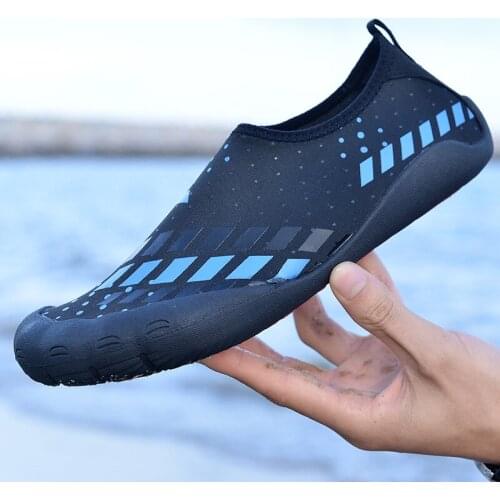 Summer Barefoot Aqua Water Shoes Red New Beach Shoes Women Upstream Shoes For Men Sneakers Outdoor Swimming Gym Fishing Footwear