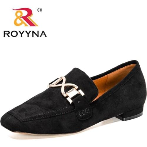 ROYYNA 2021 New Designers Flat Shoes Big Size Fashion Flock Pumps Women Casual Shoes Ladies Slip-on Low Heels Office Shoes Woman