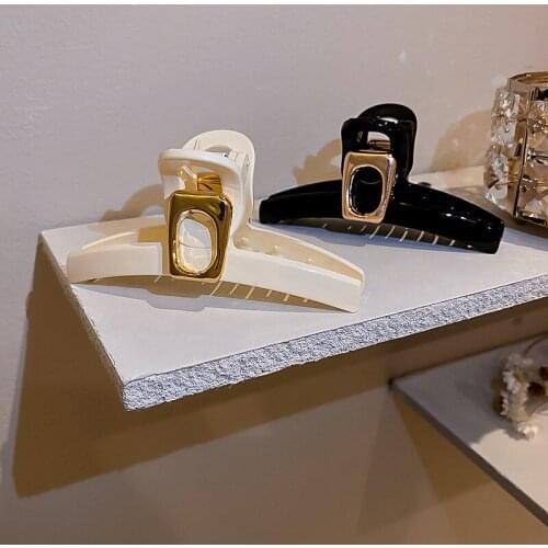 2021 New Korean Geometric Black White Acrylic Big Hair Claws For Women Fashion Jewelry Hair Holder Tools Clips Hairgrips