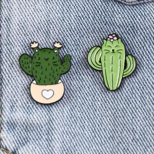 QiLuxy Enamel Cartoon Cactus Pin Fashion Cute Crartoon Brooch Badge Jewelry Gift for Friends