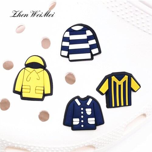 Shoe Accessories Shoe Charms Accessories Hoodie Pajamas Prison Uniform T Shirt Shoe Buckle Decoration Croc Jibz Kids X-mas Gifts