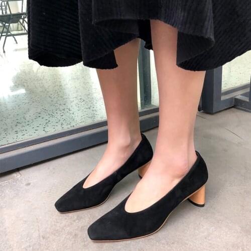 Mid-heeled shoes womens shoes sheep anti-skin high heel leather womens shoes shallow mouth wild in the thick with womens shoe