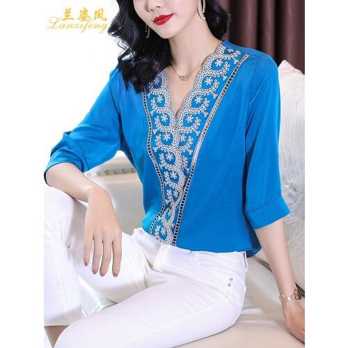 Pure color silk shirt women summer 2021 new fashion sexy temperament embroidered V-neck three-quarter sleeve mulberry silk top
