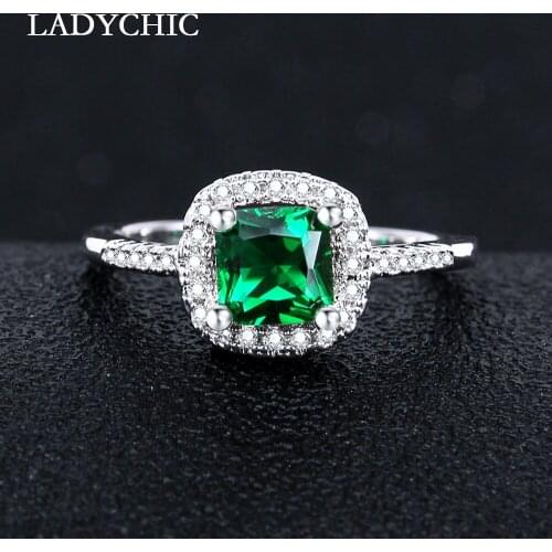 LADYCHIC Square Green 1.5ct Crystal Wedding Rings for Women Micro Paved 30pcs AAA Zircon Engagement Ring Female Jewelry LR1138