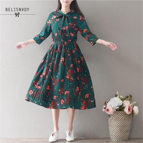Mori Girl Vintage Green Floral Printed Three Quarter Sleeve Dress Women Fresh Japan Style Bow Collar Elastic Waist Pleated Midi