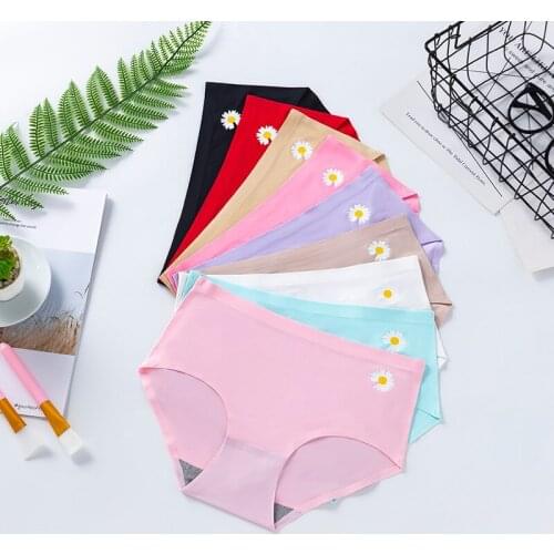 3pcs/lot womens underwear seamless panties Little daisy ice silk female sexy briefs antibacterial bottom crotch woman lingerie