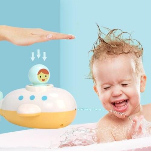 Baby Bathing Toy Kids Cute Clockwork Submarine Bathroom Sprinkling Shower Swimming Water Toys Kids Gift