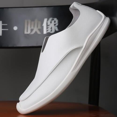 Two-tone Leather Mens Shoes Fashionable All-match Sports Shoes Slip-On Moccasin Shoes Soft Breathable Casual Shoes