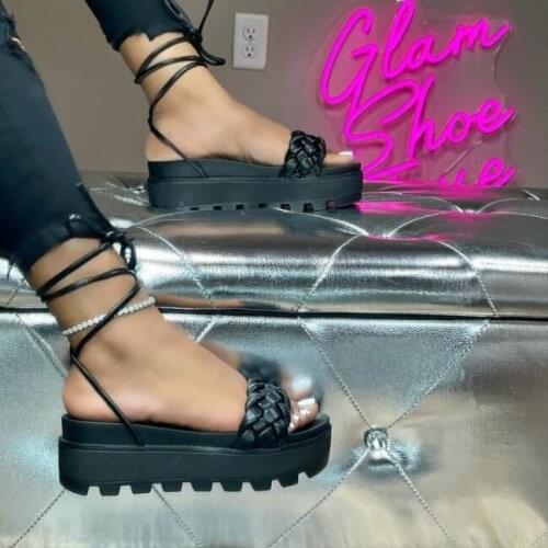 2021 new women summer plus size thick-soled sponge cake with ladies strappy sandals woven thick-soled outdoor beach slippers