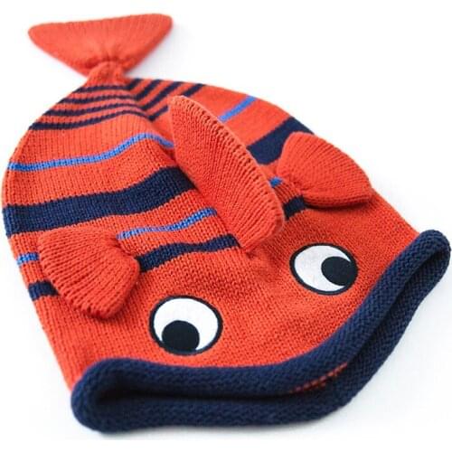 2016 Red Cute Unisex Fish Hat Cotton Cartoon Crochet Kids Beanies Fall Winter Children Cap Handmade Knit Windproof Earmuffs Cap