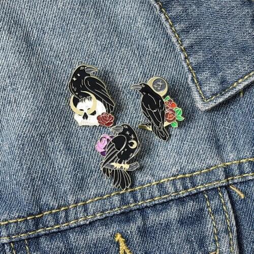 Ins Tide Creative Black Bird Alloy Brooch Skull Head Rose Flower Crow Badge Personality All-match Backpack Clothing Accessories