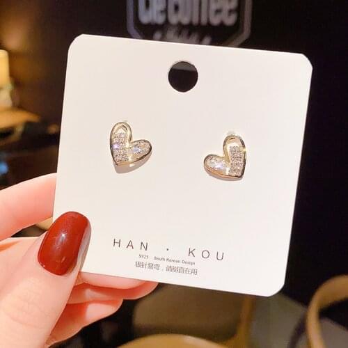 Cute Small Lovely Rhinestone Heart Stud Earrings for Women Girl Fashion Chic Korean Style Ear Jewelry Party Gifts Brincos ER1046