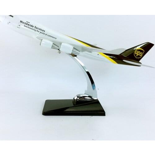 32CM 1:195 B747-400 model UPS world wide service airlines base alloy aircraft plane collectible display model collection